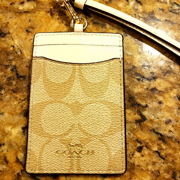 Coach - Brandclub - Coach Signature PVC Lanyard ID Holder Coach ID Lanyard
